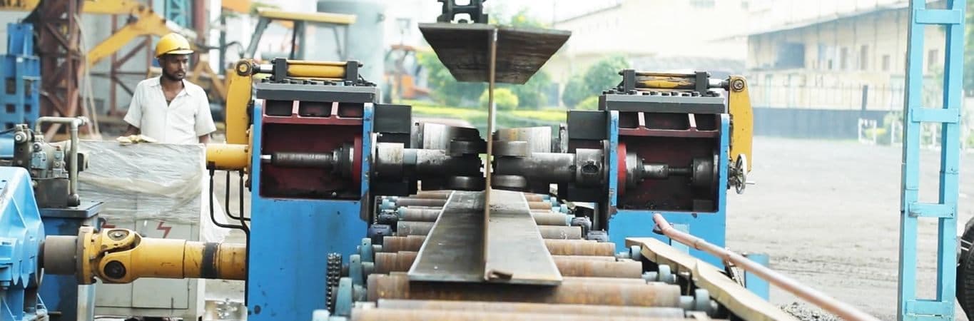 Beam straightening line on the shop floor